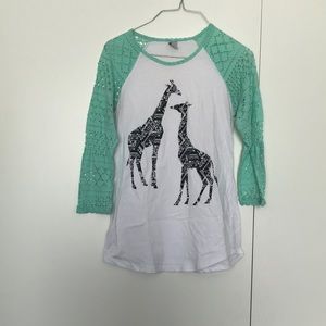Cute giraffe tee shirt from Empyre